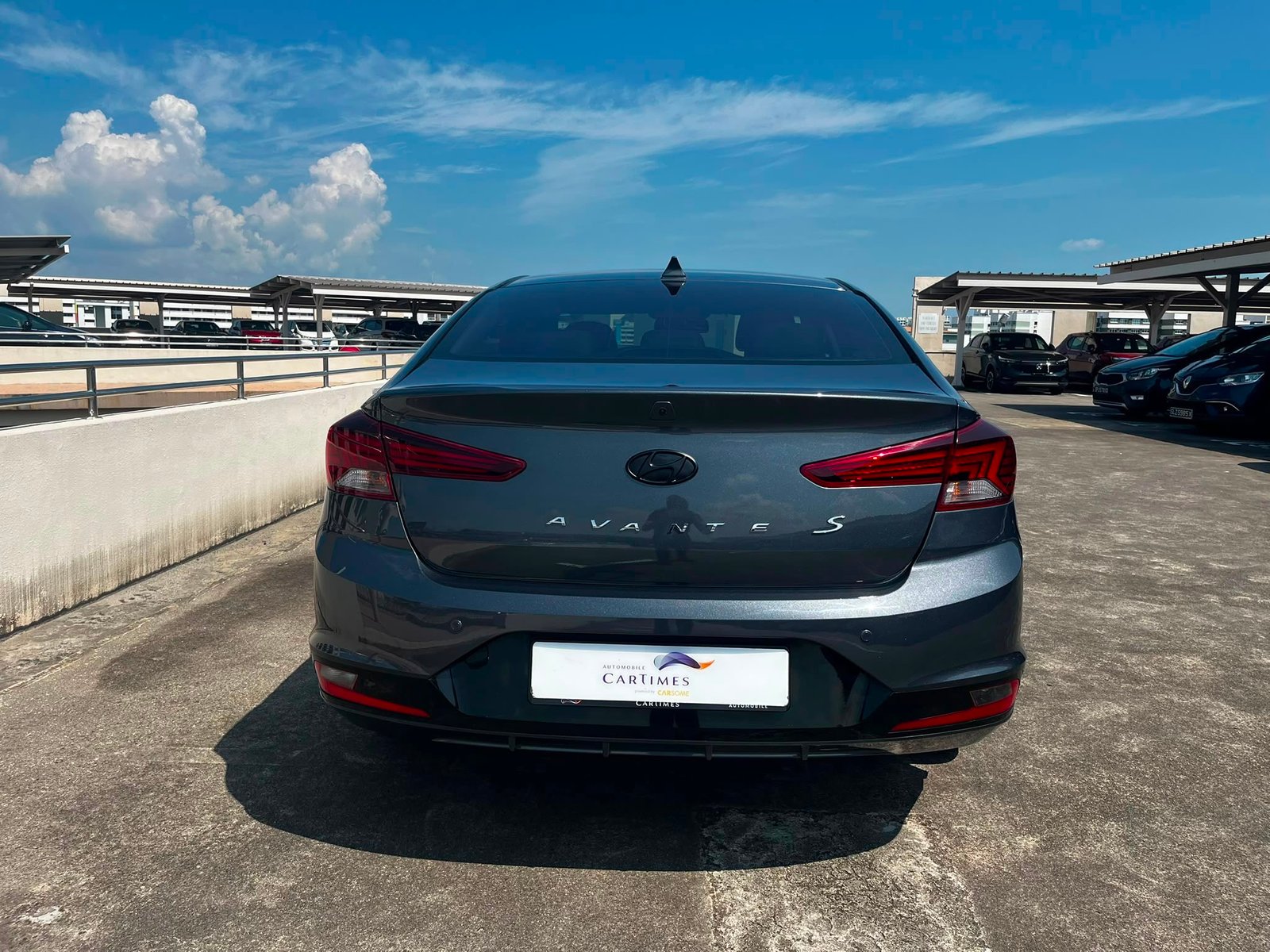 Hyundai Avante 1.6 GLS photo 5